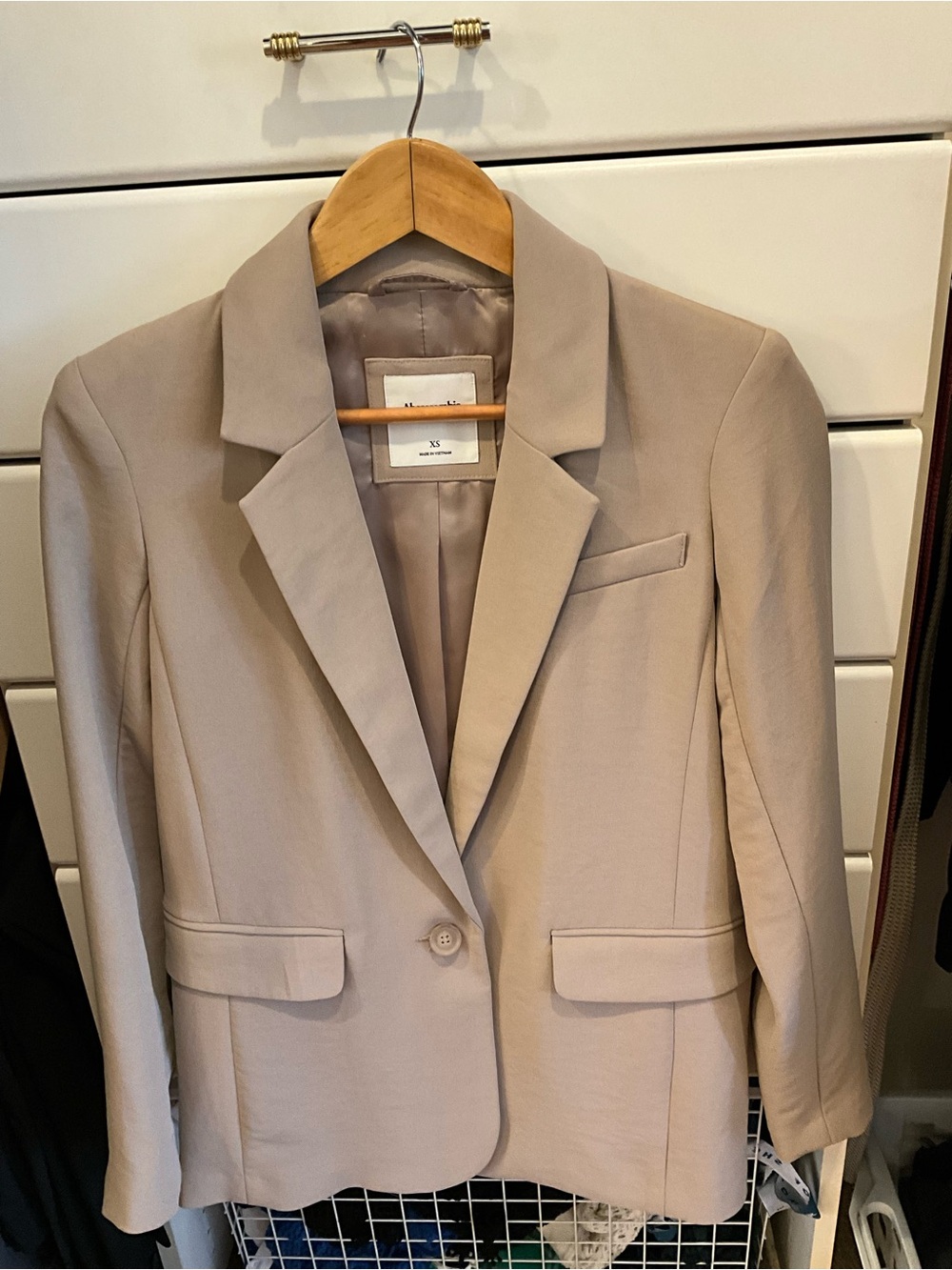 Abercrombie & Fitch Taupe Single-Button Women's Blazer